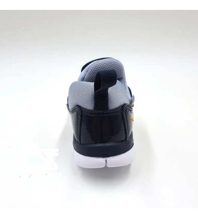 FOOTWEAR